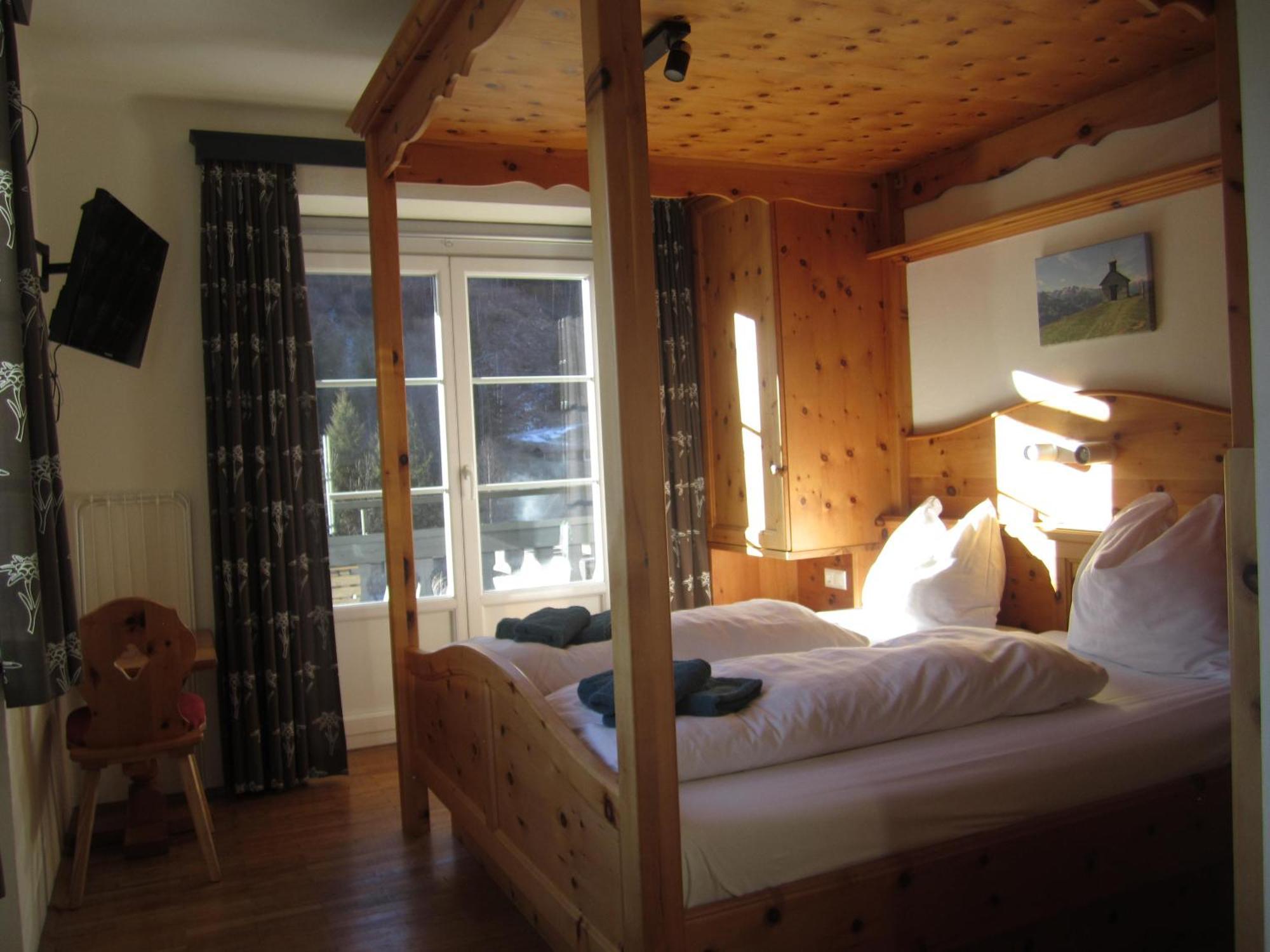 Gasthof Fair Mortschach ภายนอก รูปภาพ